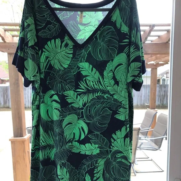 Tropical Green Leaf Print Dress - Picture 1 of 4